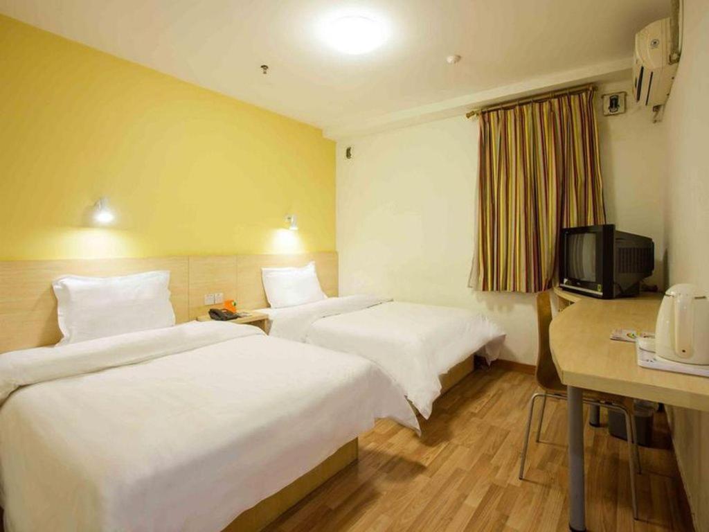 7 Days Inn Shanghai Minhang Dongchuan Road Jiaotong University Exterior foto