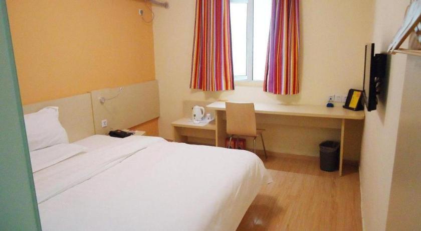 7 Days Inn Shanghai Minhang Dongchuan Road Jiaotong University Exterior foto