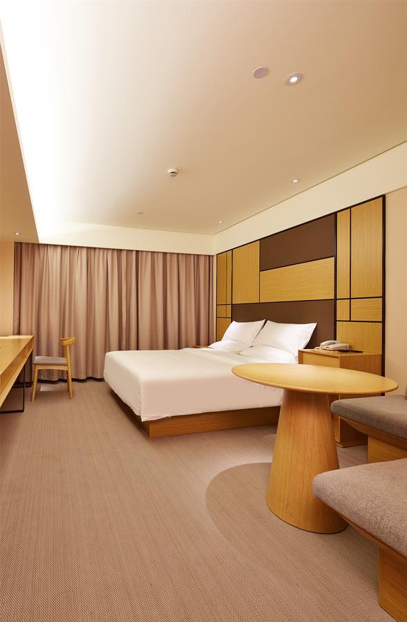 7 Days Inn Shanghai Minhang Dongchuan Road Jiaotong University Exterior foto