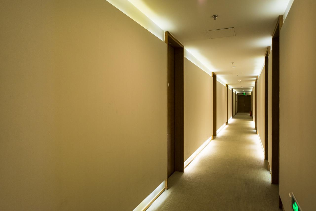 7 Days Inn Shanghai Minhang Dongchuan Road Jiaotong University Exterior foto